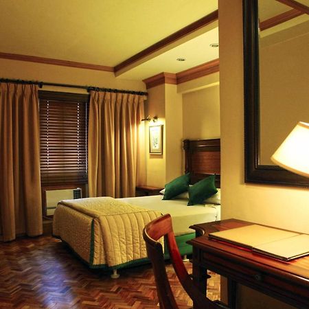 Herald Suites Makati City Ngoại thất bức ảnh