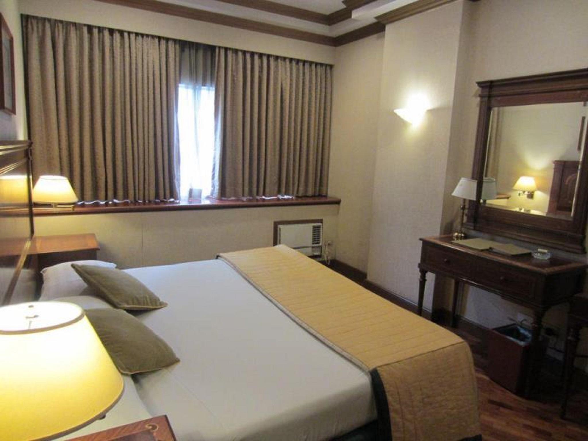 Herald Suites Makati City Ngoại thất bức ảnh