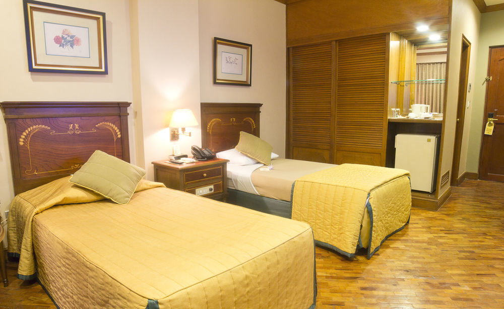 Herald Suites Makati City Ngoại thất bức ảnh