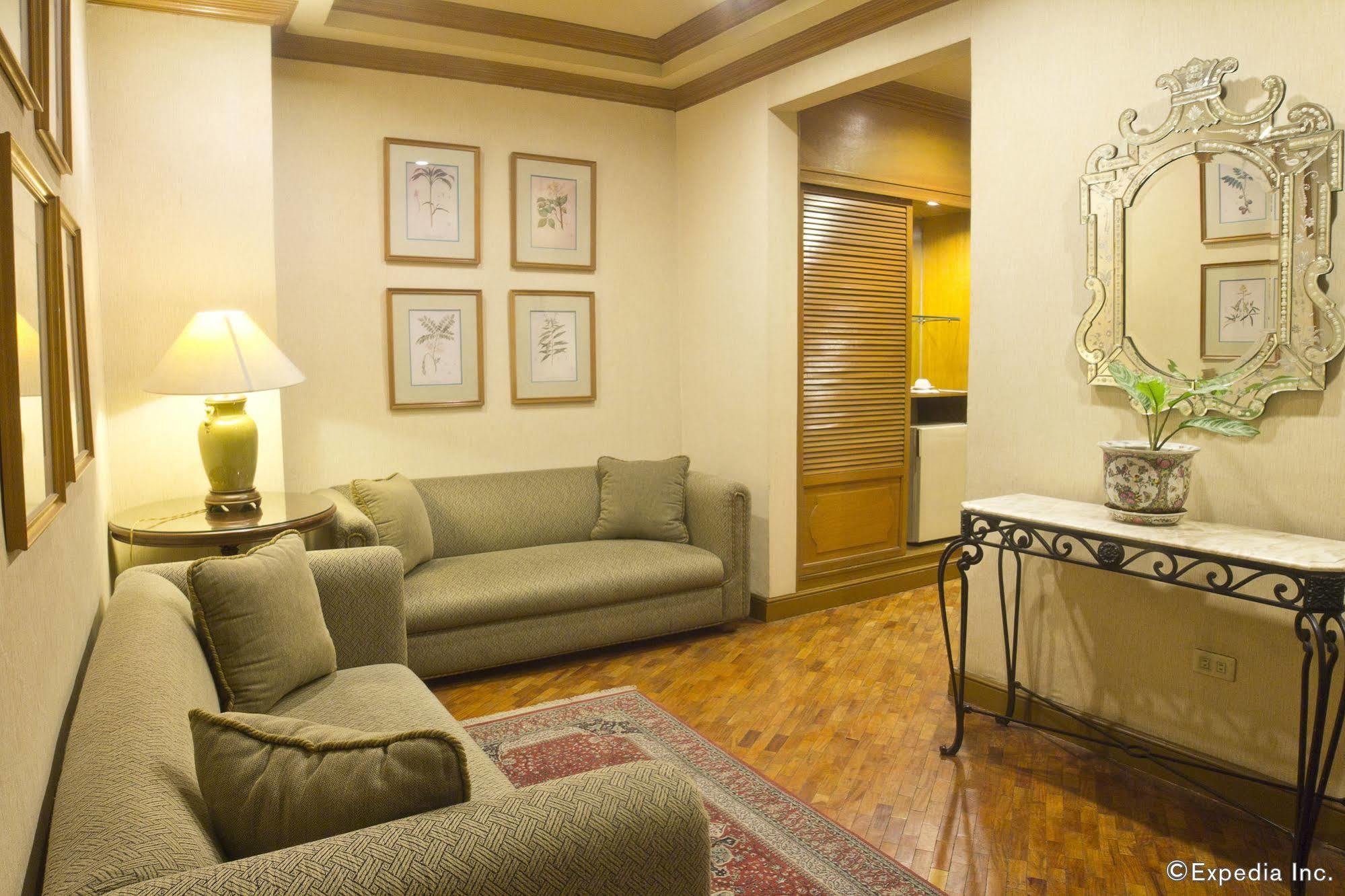 Herald Suites Makati City Ngoại thất bức ảnh