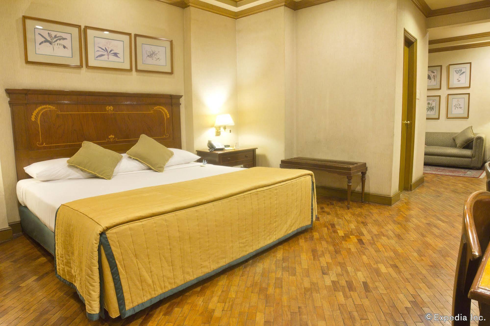 Herald Suites Makati City Ngoại thất bức ảnh